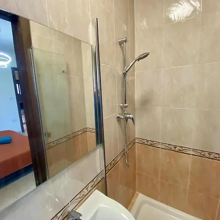 Stylish Brand New 3br - 10 Min Walk From Buggibba Square 아파트