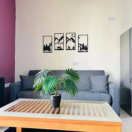 Stylish Brand New 3br - 10 Min Walk From Buggibba Square *