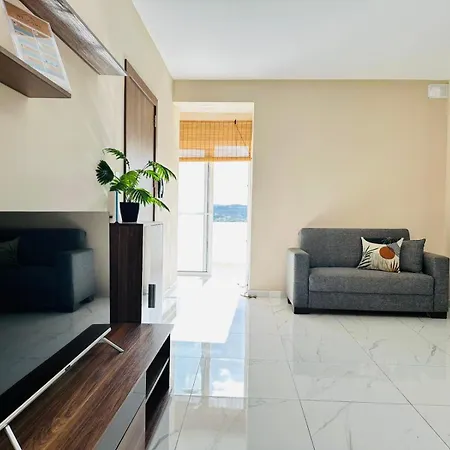 アパート Stylish Brand New 3br - 10 Min Walk From Buggibba Square セント・ポールズ・ベイ