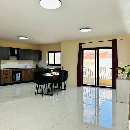 Daire Stylish Brand New 3br - 10 Min Walk From Buggibba Square St. Paul's Bay