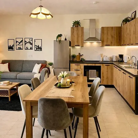 Stylish Brand New 3br - 10 Min Walk From Buggibba Square Apartment